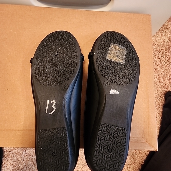 Alexis Bendel Sz 9 black flats - Picture 5 of 5